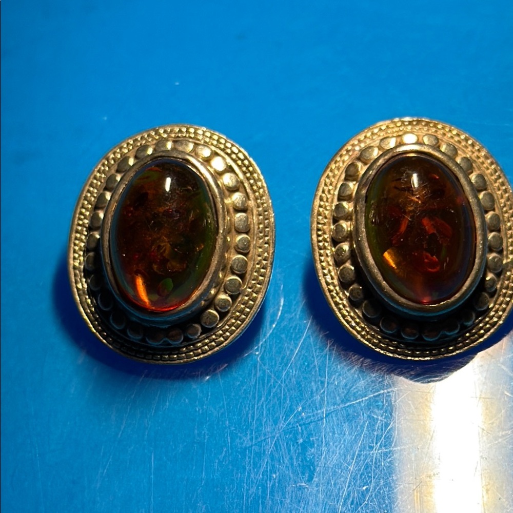 Vintage sterling Silver and Amber clip on 1 inch Earrings